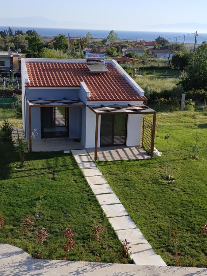 Hill Sun Luxury Suites Nea Iraklia Exterior foto