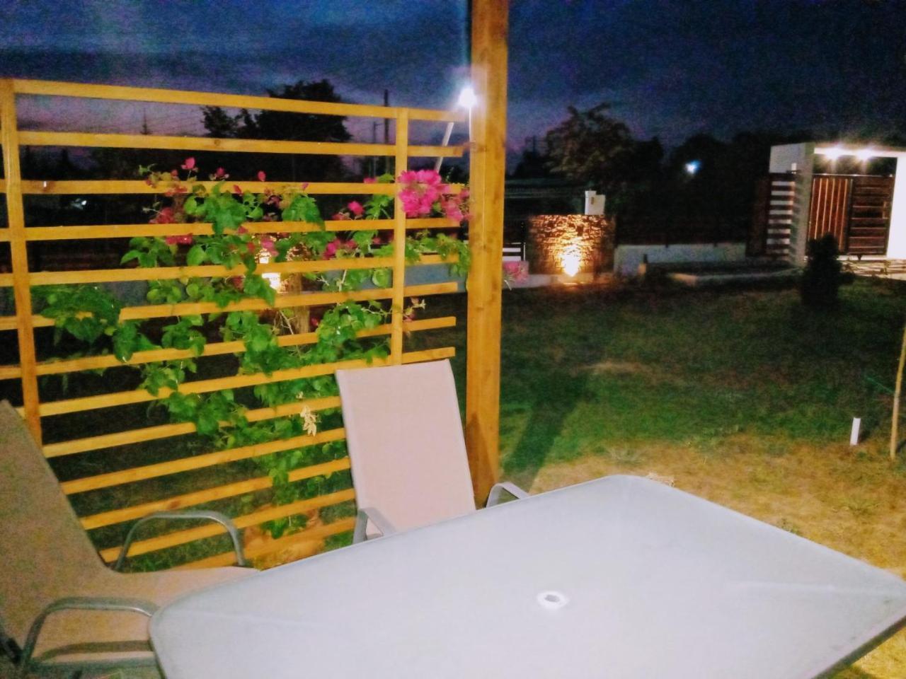 Hill Sun Luxury Suites Nea Iraklia Exterior foto